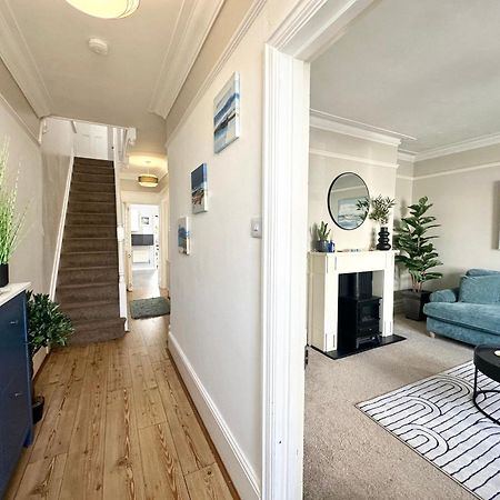 The Capstone Retreat - Beautiful Detached Family Home By Coastline Retreats, Arcade Machine, Parking, Bbq Bournemouth Eksteriør billede