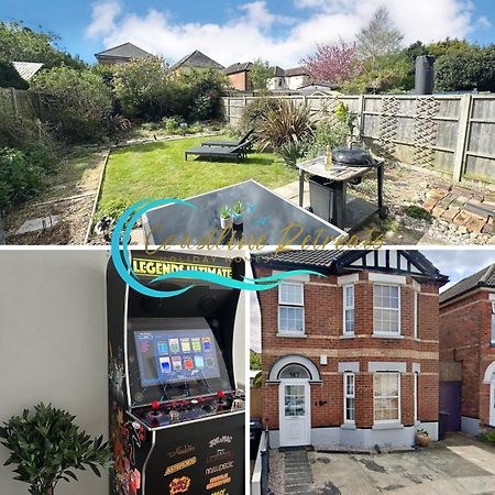 The Capstone Retreat - Beautiful Detached Family Home By Coastline Retreats, Arcade Machine, Parking, Bbq Bournemouth Eksteriør billede