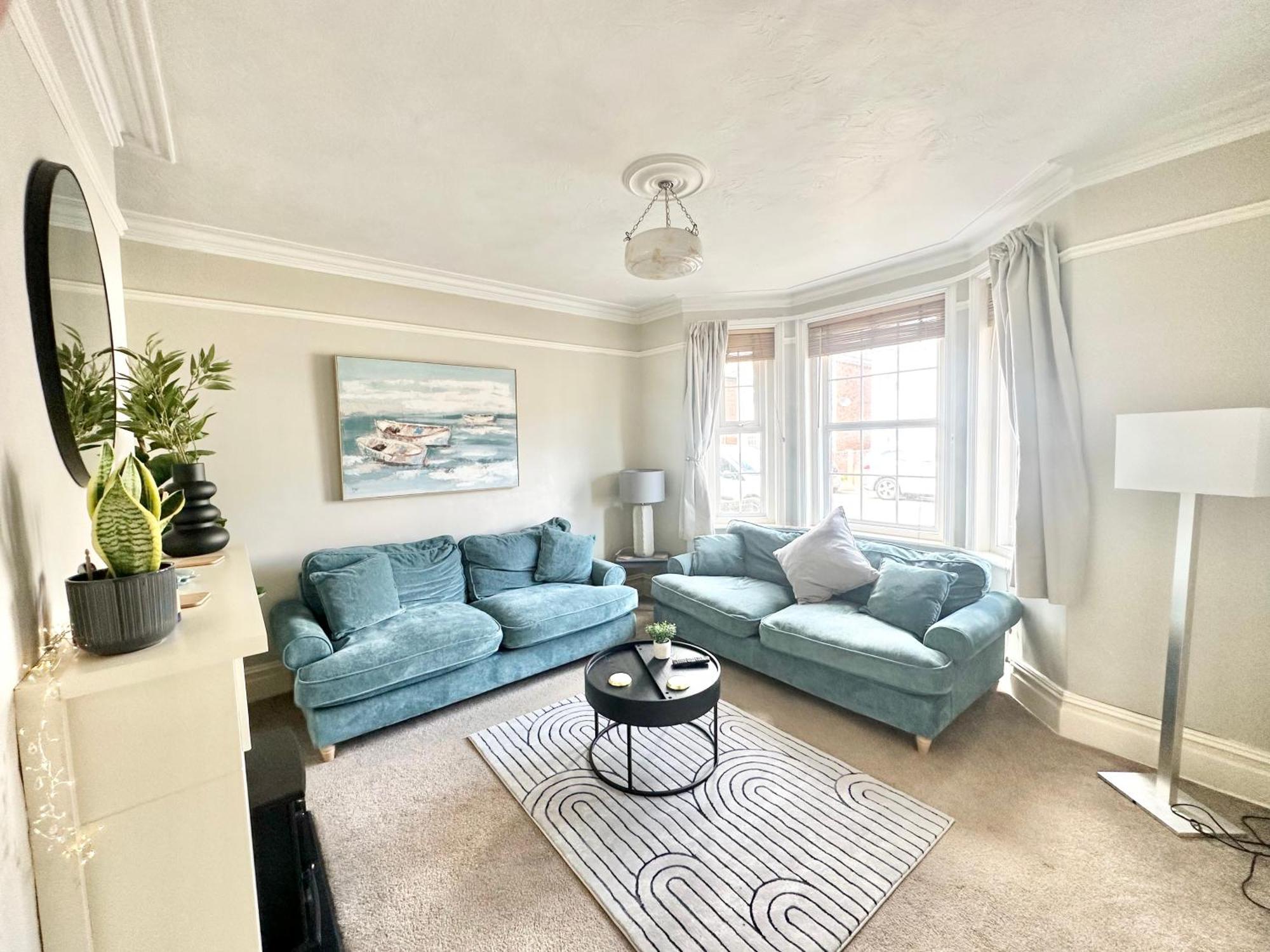 The Capstone Retreat - Beautiful Detached Family Home By Coastline Retreats, Arcade Machine, Parking, Bbq Bournemouth Eksteriør billede